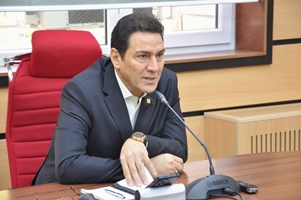 پیام تبریک مدیر بیمارستان بهارلو به مناسبت میلاد امیرالمؤمنین علی(ع)، روز پدر و روز مرد