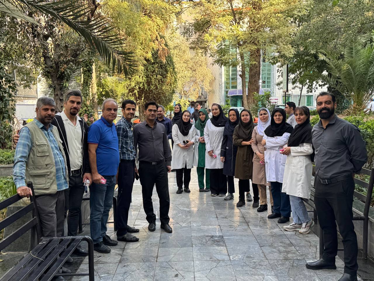برگزاری ورزش صبحگاهی همگانی در بیمارستان بهارلو به مناسبت هفته ملی سلامت بانوان و تربیت بدنی